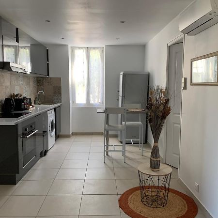 L'Almanarre Apartment Hyeres Exterior photo
