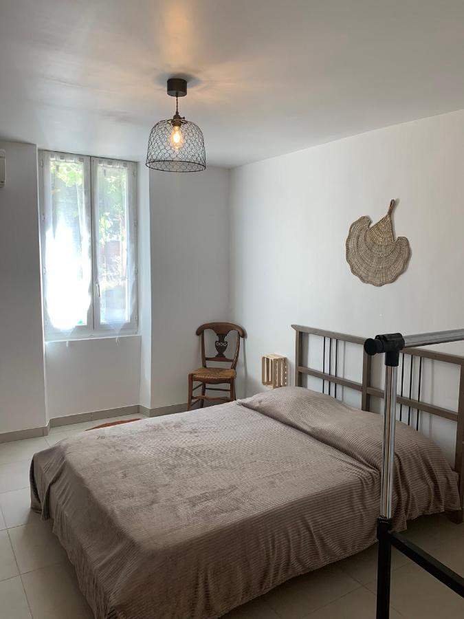 L'Almanarre Apartment Hyeres Exterior photo