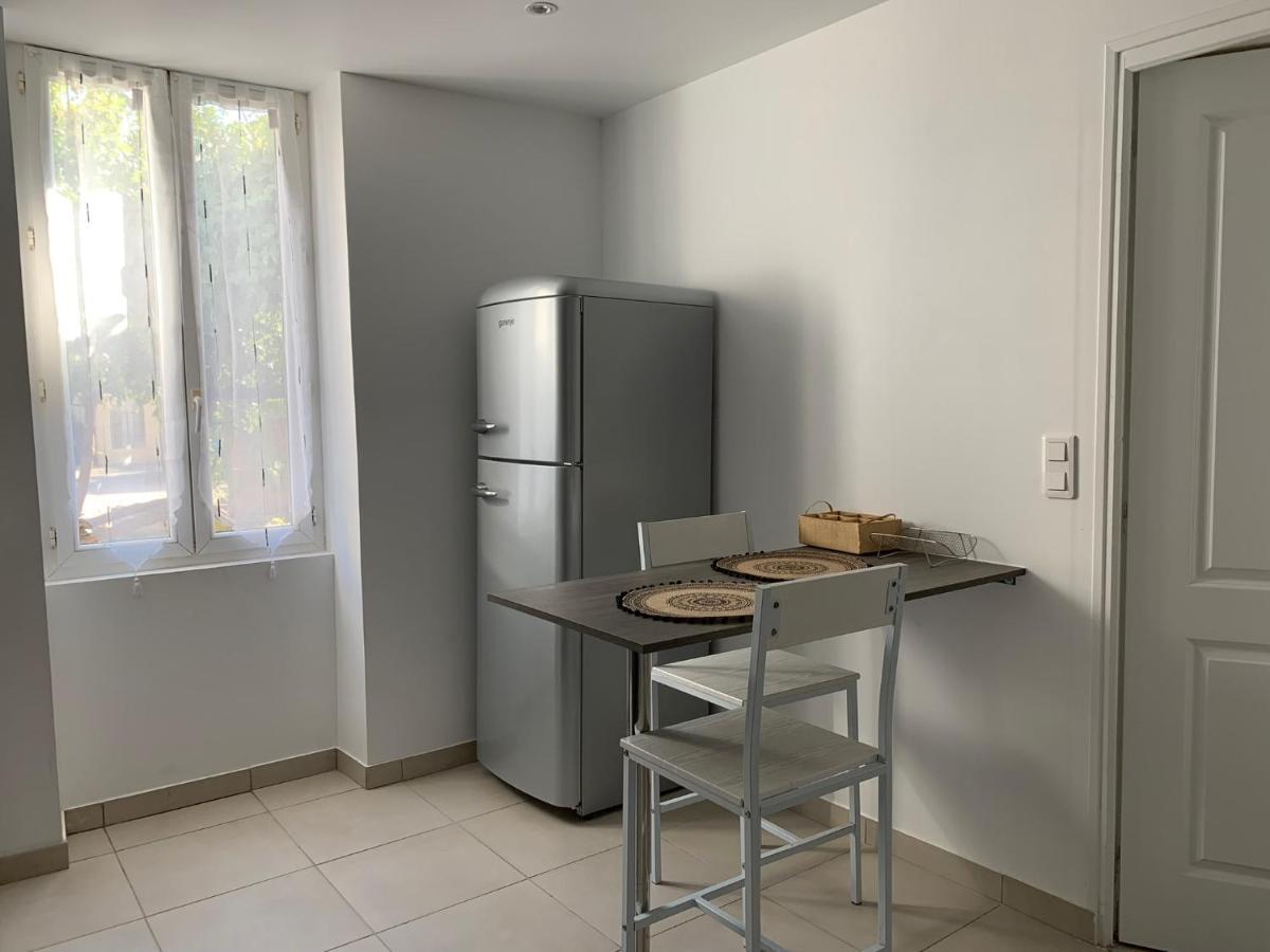 L'Almanarre Apartment Hyeres Exterior photo